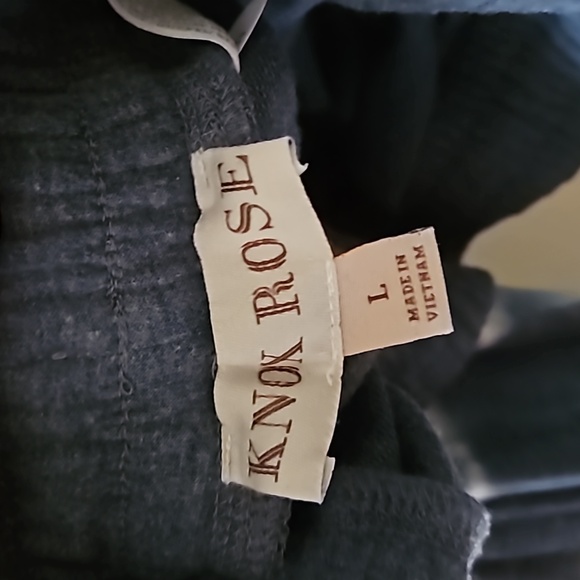 Pants Set - Picture 5 of 8